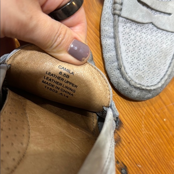 Ralph Lauren Camila Gray Loafers Slip-Ons with Soft Suede Material Size 8.5 - Picture 7 of 8